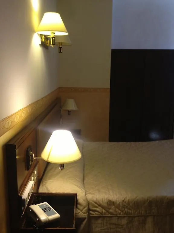 Repubblica Hotel Rome Italy
